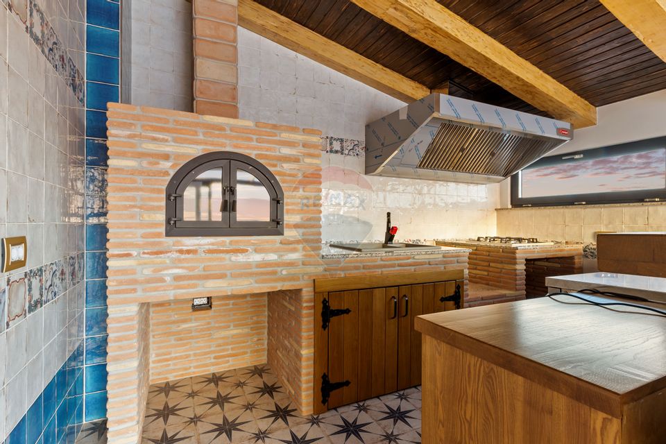 Penthouse unic pe două niveluri - saună și bucătărie exterioară