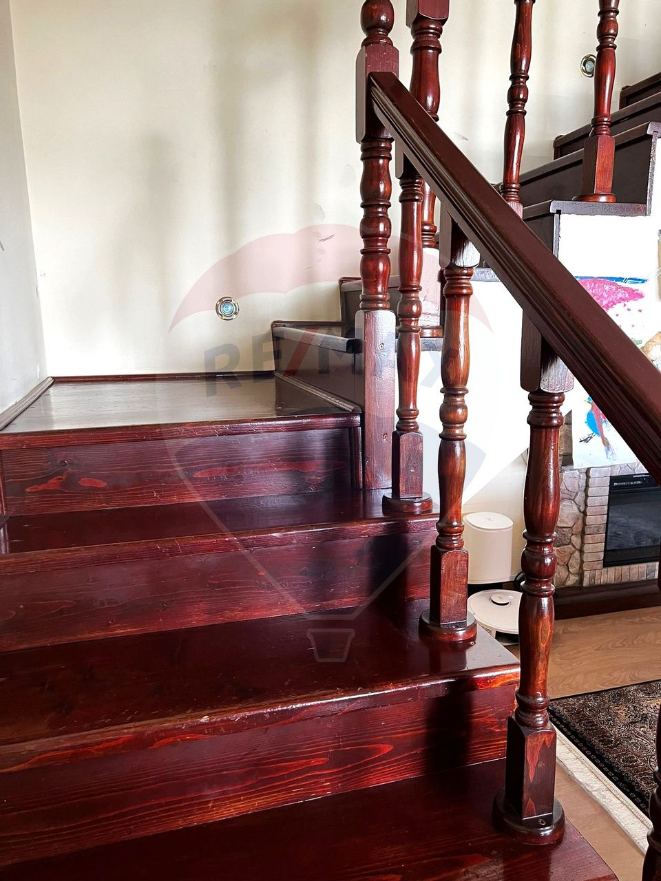 Apartament cu 6 camere de vânzare în zona Fundeni