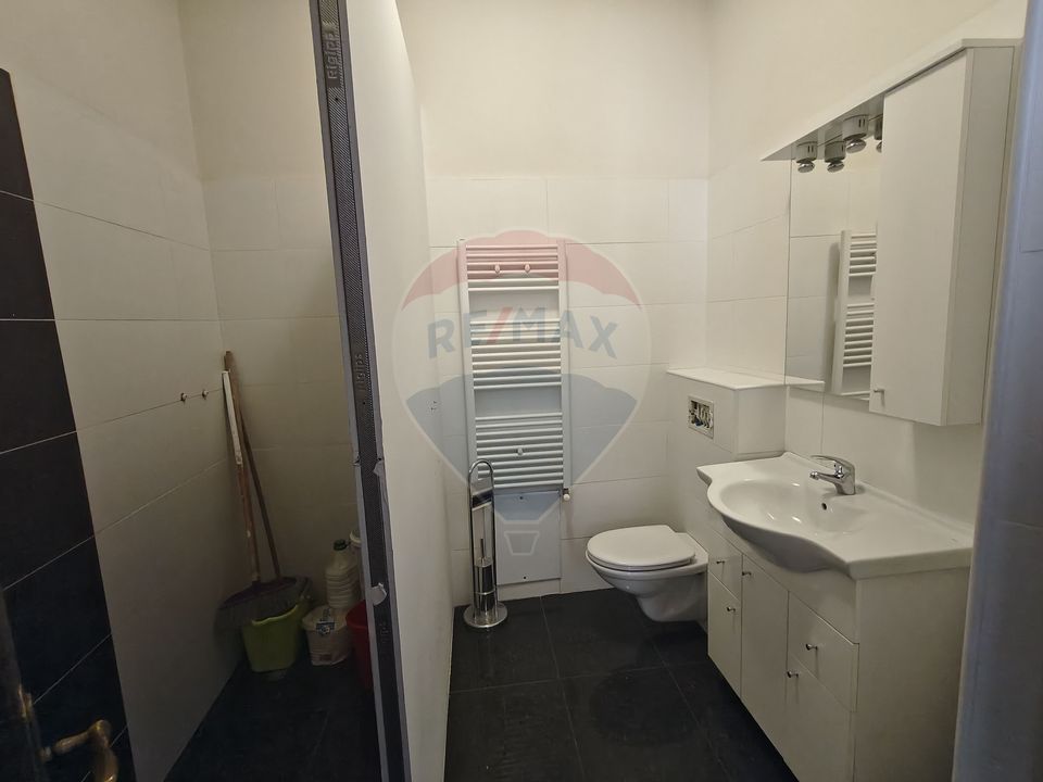 140sq.m Office Space for rent, Ultracentral area