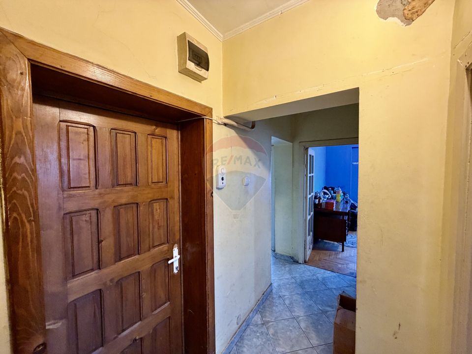 Apartament 3 camere parter