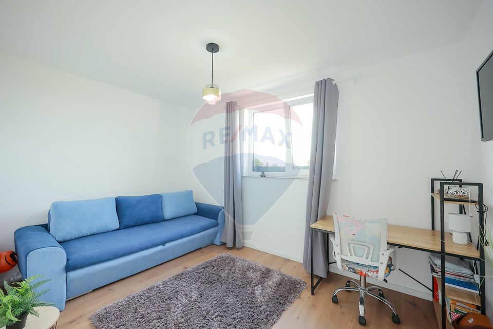 Casă cu 4 camere de vânzare - Ready to Move, în Nojorid