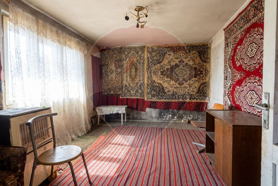 5 room House / Villa for sale, Exterior Est area