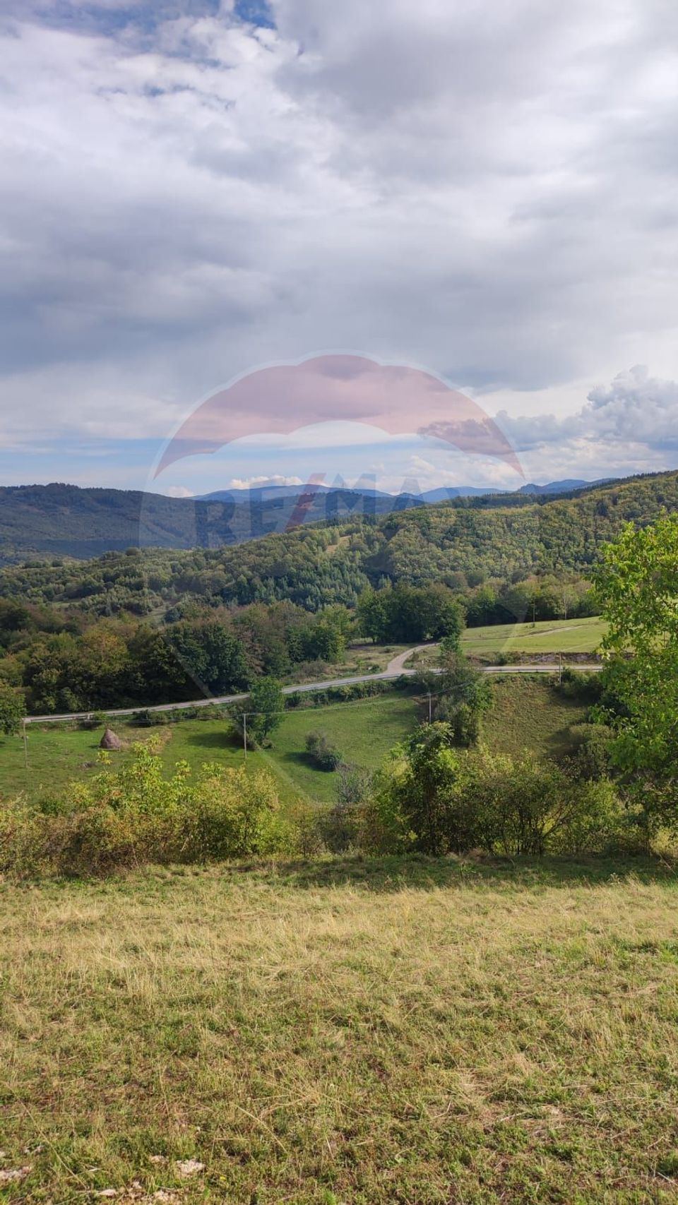 Teren intravilan constructii 3082 mp Damis Bratca drum DJ 764D