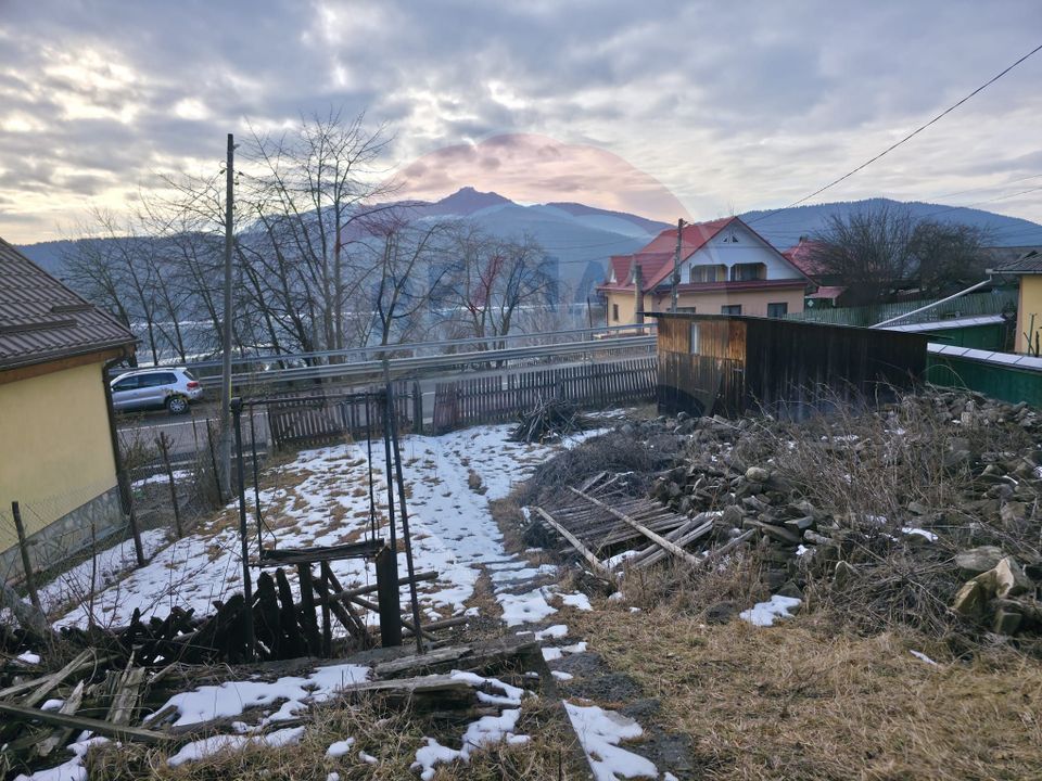 Land 711sqm Hangu / DN GROZAVESTI