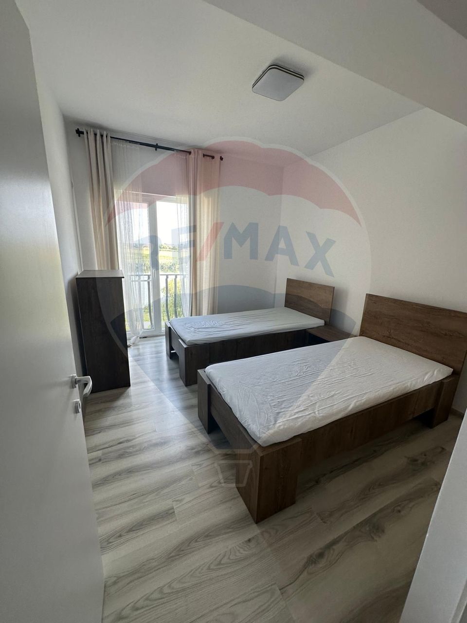 Apartament cu 2 camere de vânzare | Cosmopolis | Balcon | Investitie