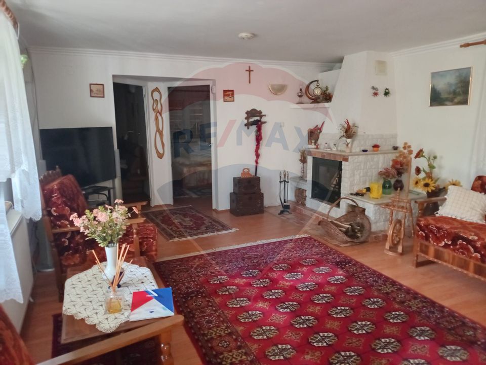 OCAZIE!!! CASA SUPERBA cu teren in JULITA jud Arad in M tii Zarandului