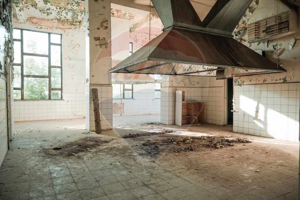 1,674sq.m Industrial Space