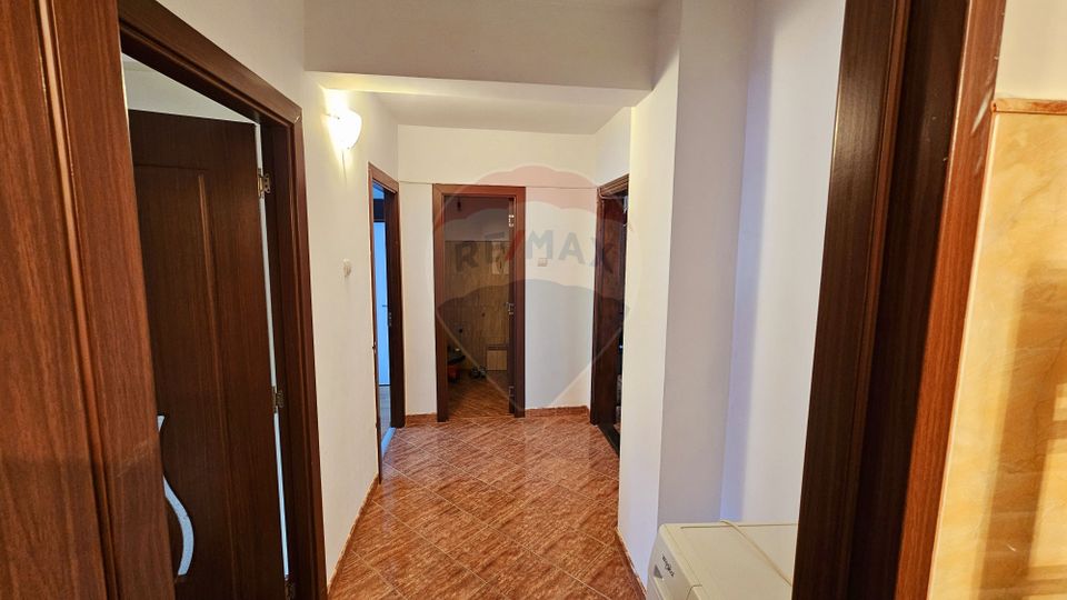 3 room Apartment for rent, 1 Mai area
