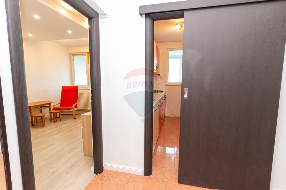 Apartament cu 2 camere decomandat de vanzare in zona Muncii Basarabia