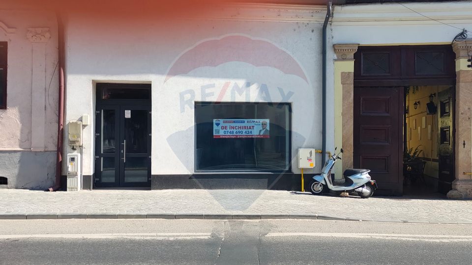De închiriat Spațiu Comercial în Baia Sprie