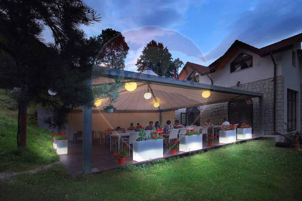 25 room Hotel / Pension for sale, Periferie area