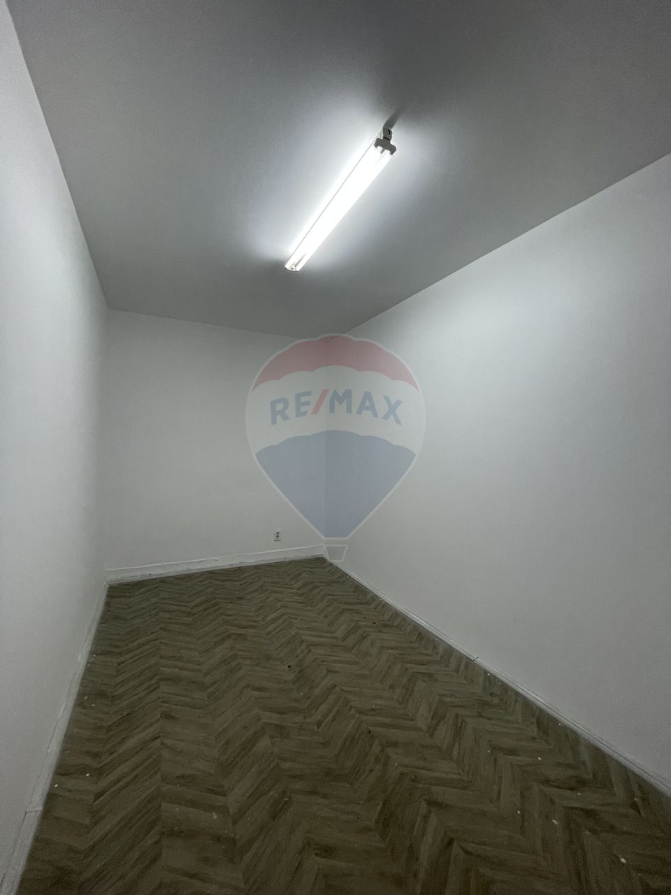 227sq.m Industrial Space for rent, UTA area