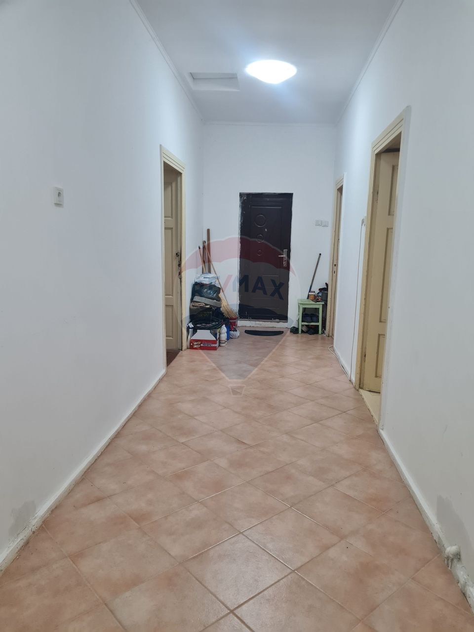 5 room House / Villa for sale, Central area