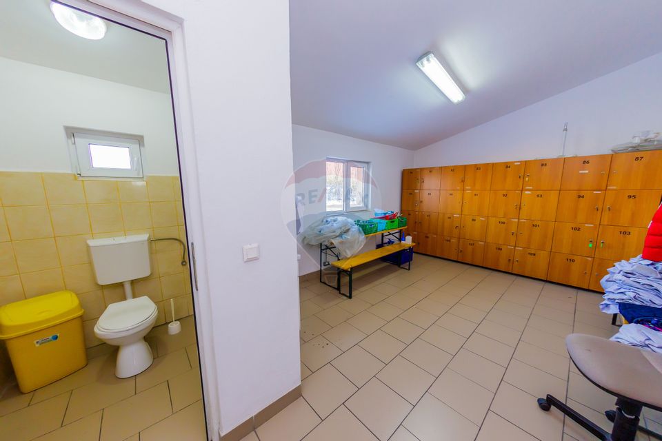 HALA  VANZARE de 1,100mp in Baia Mare- LOCATIE RENOVATǍ