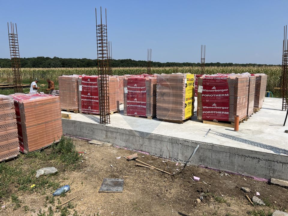 Red house 118sqm | Land 625sqm | Irish Green Stefanestii de Jos