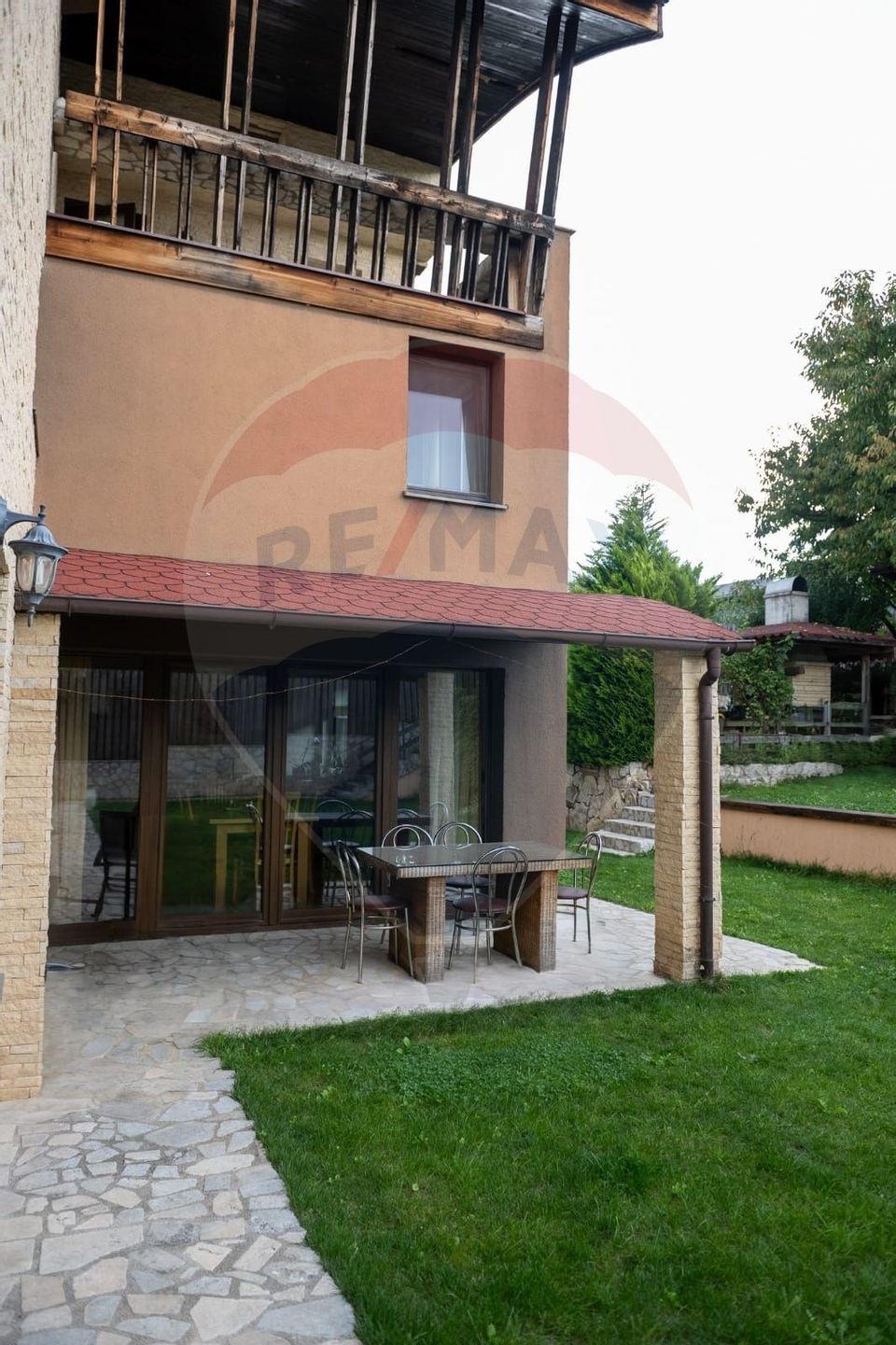 Vilă spectaculoasă de vânzare în Făget