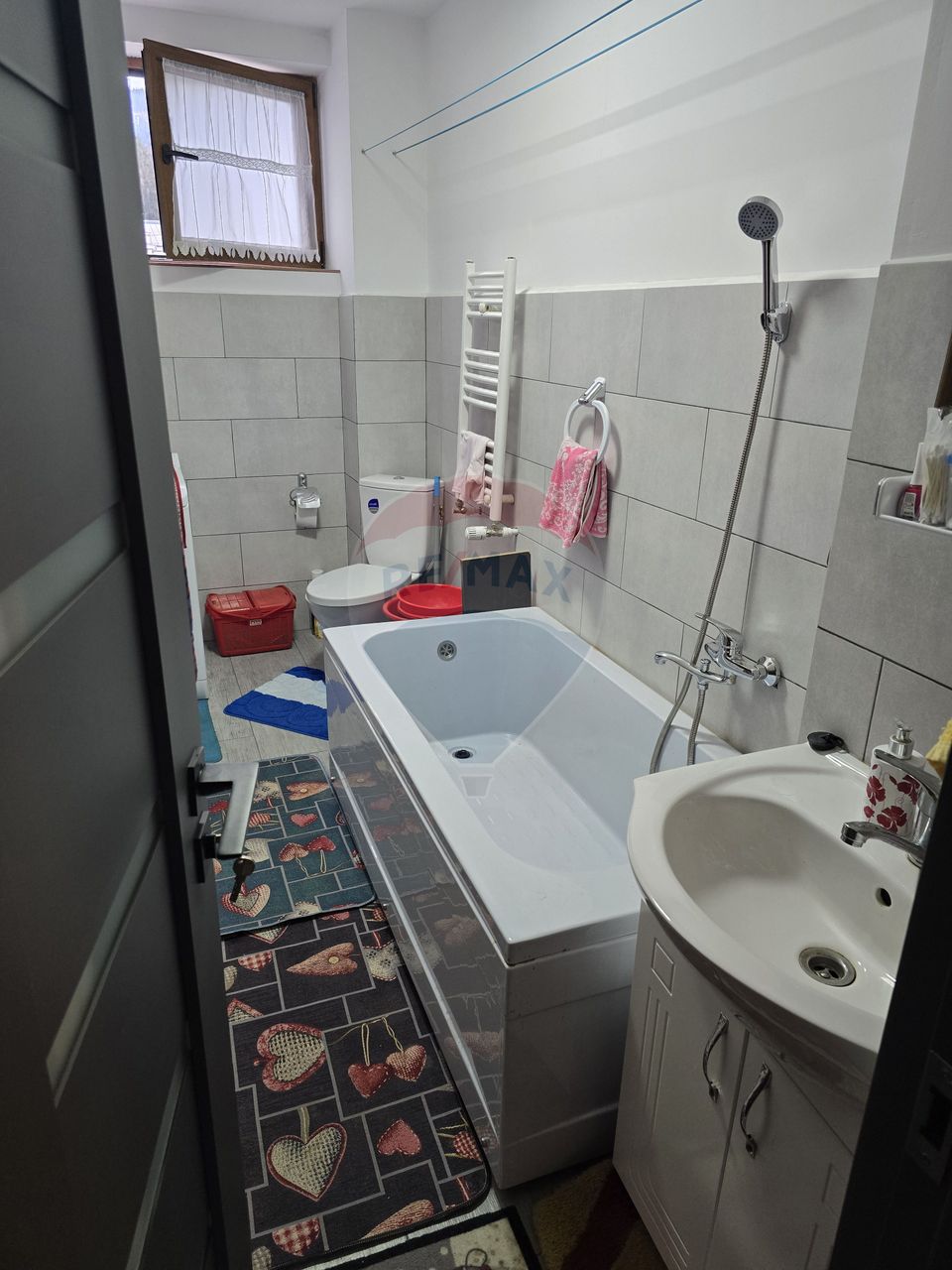 Apartament cu 2 camere de vânzare în zona Ultracentral