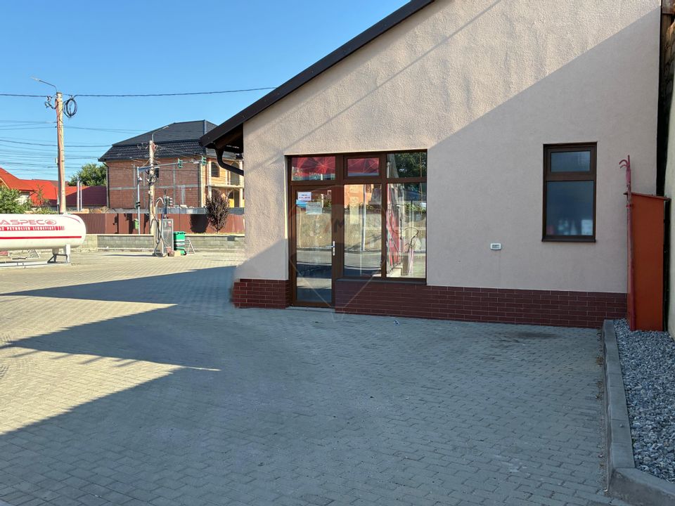 De închiriat spațiu comercial  + posibilitate preluare stație GAZ