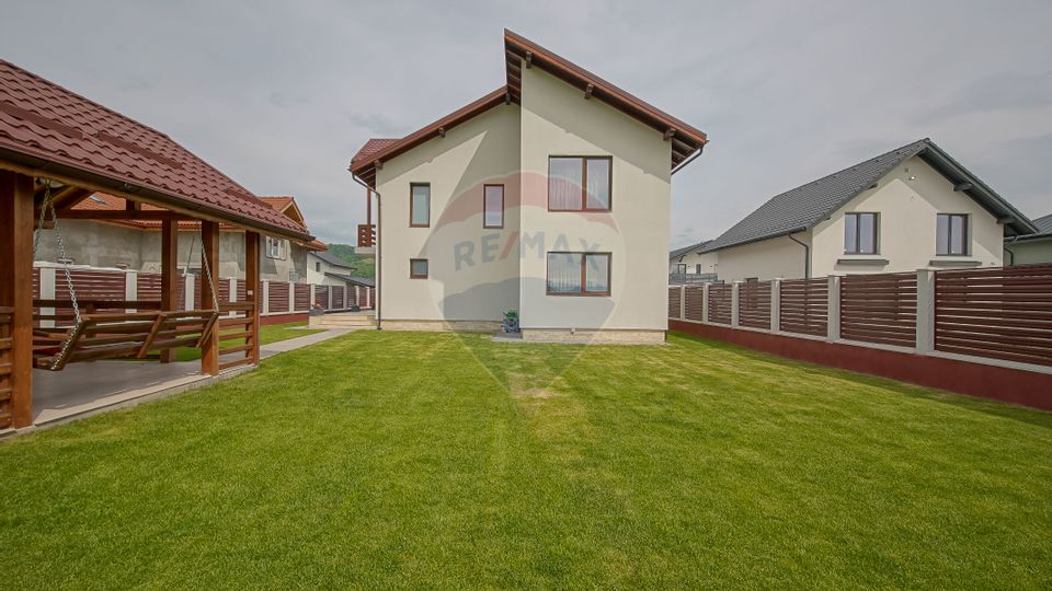 - REZERVAT- Casă Harman - Constructie 2025