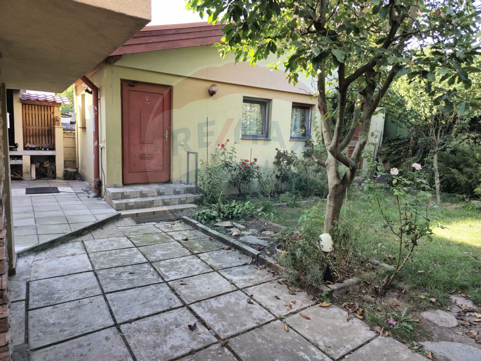 5 room House / Villa for sale, Trei Stejari area