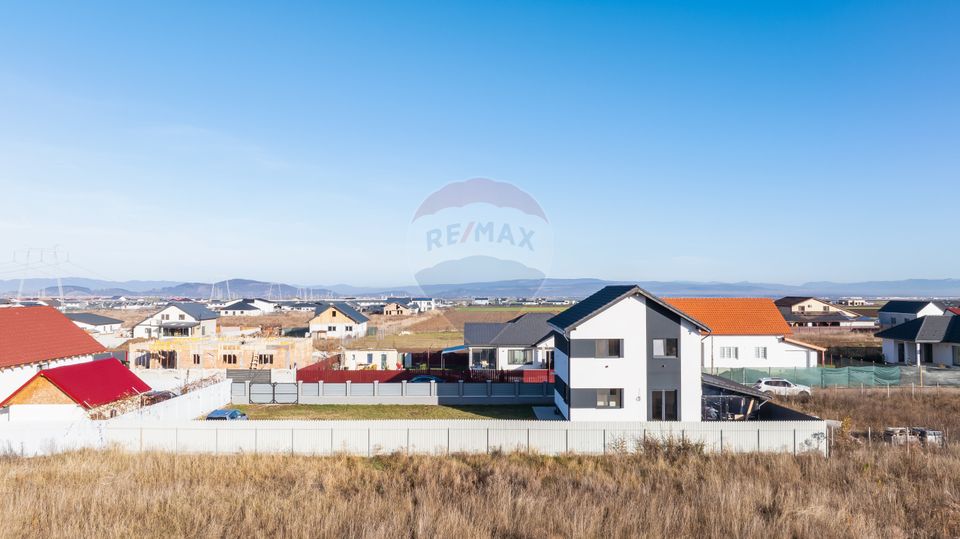 Casă smart finisaje premium, 700 mp teren Cartier Izvor | Comision 0