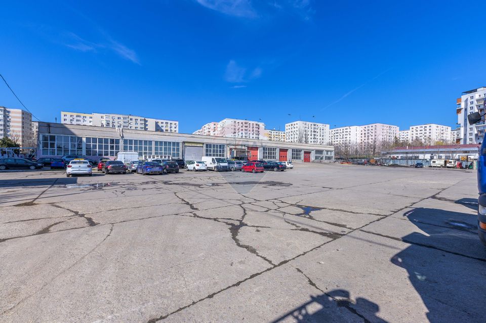 Spațiu Industrial & Comercial – 11735 mp, Hala 2900 mp, Birouri 727 mp
