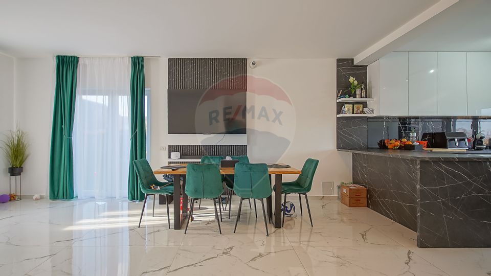 Casa Moderna De Vanzare Cartier Izvor-Finisaje premium Mutare Imediata