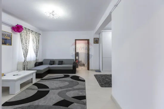 Apartament cu 2 camere de vânzare Str.Gheorghe Glod, Bacău 2