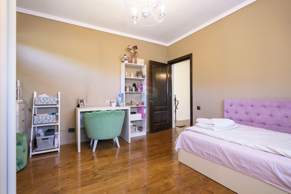 5 room House / Villa for sale, Dealuri Oradea area