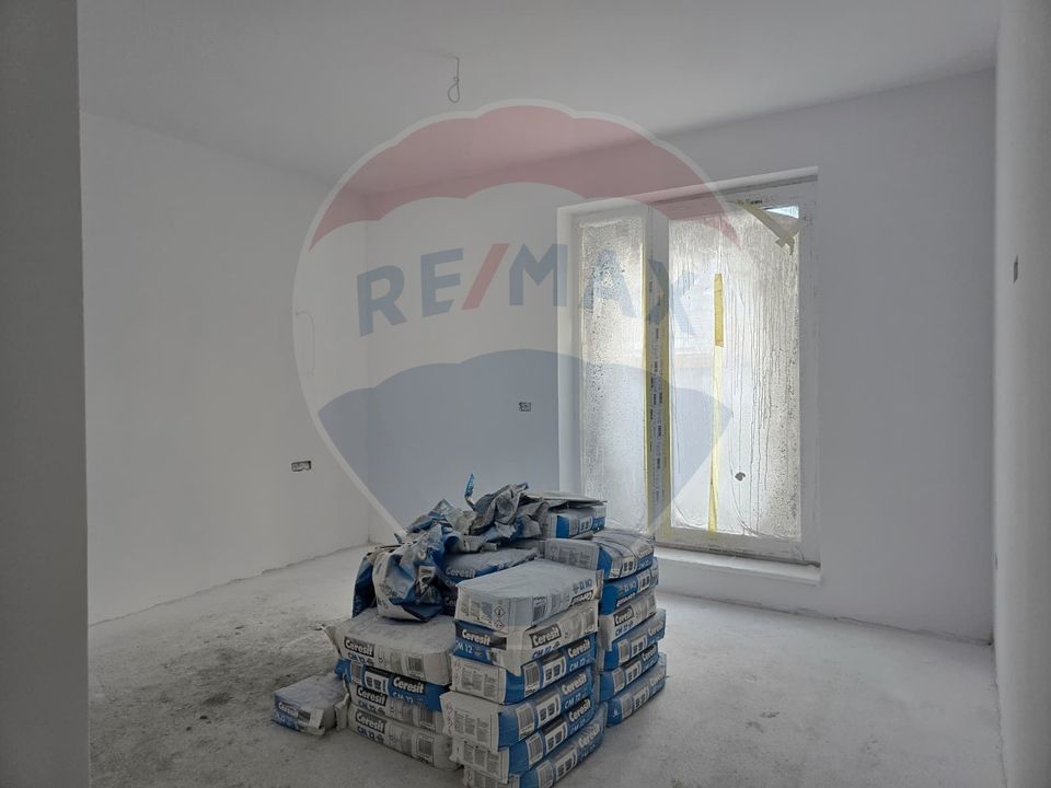 2 room Apartment for sale, Tractorul area