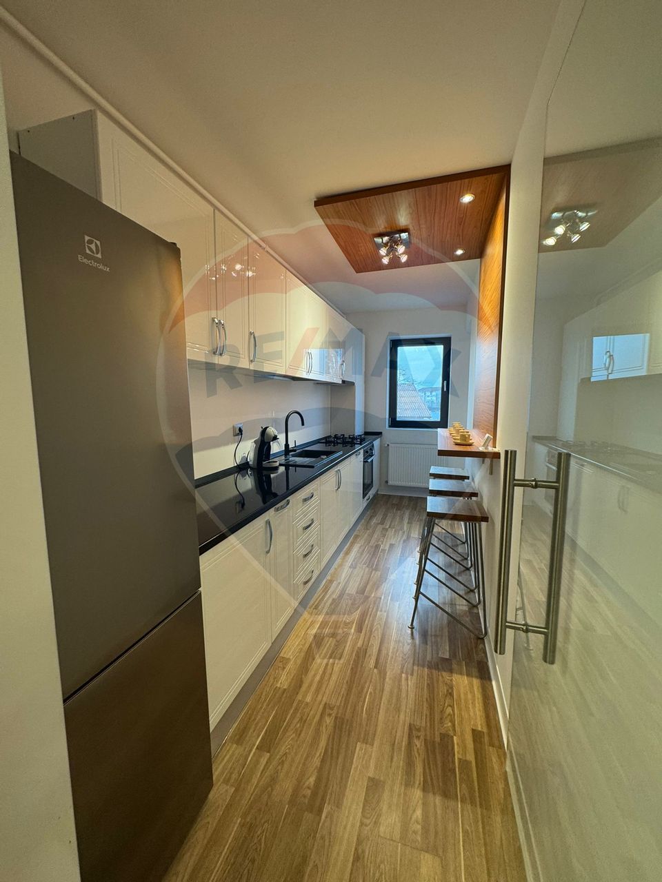 Apartament cu 2 camere mobilat si utilat et.1 la Victoria Residence