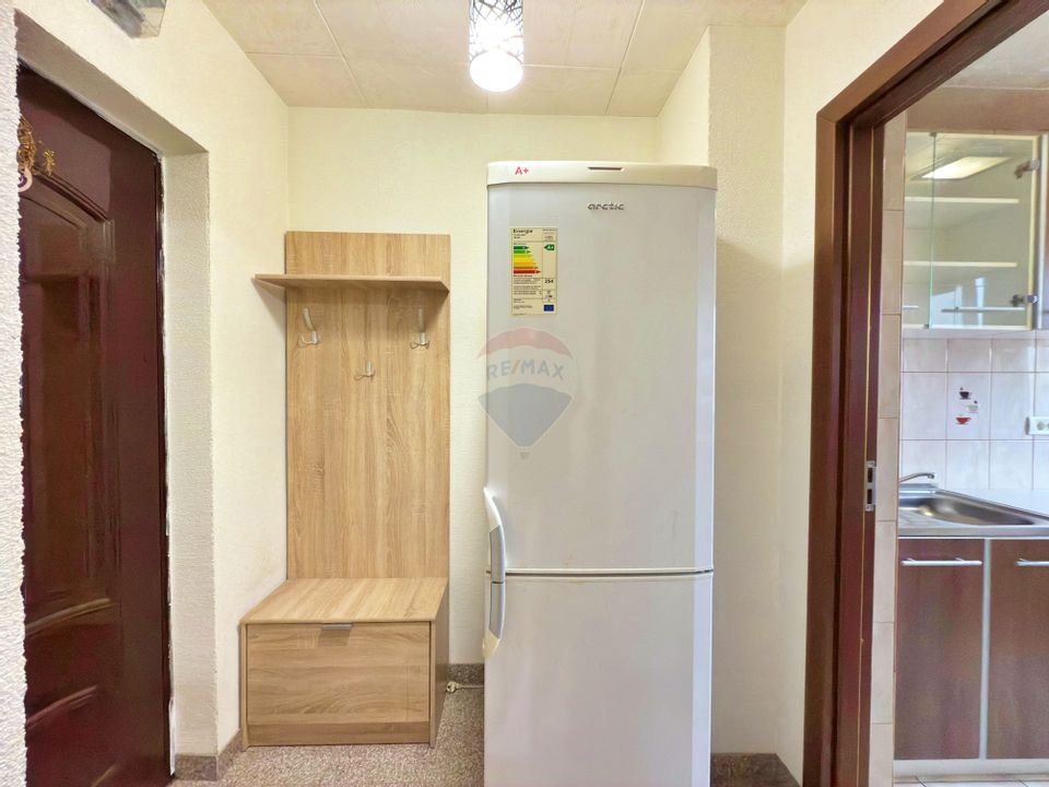 Apartament cu 2 camere de vânzare în zona Aurel Vlaicu