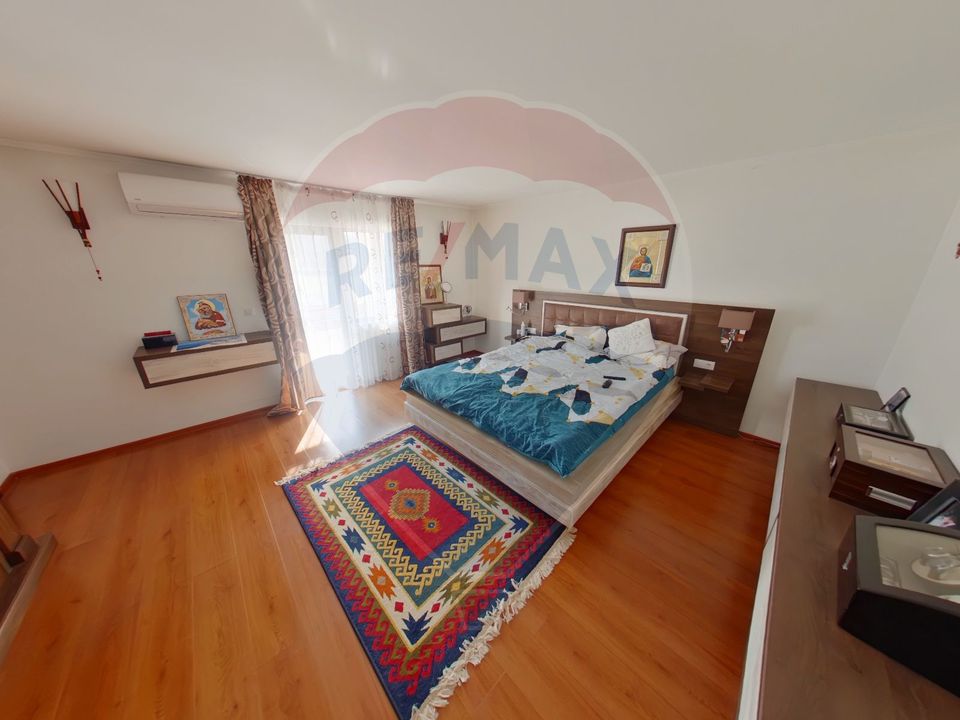 5 room House / Villa for sale