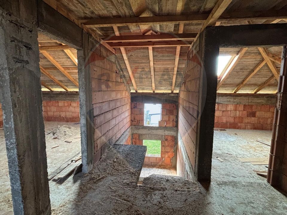 Casă 6 Camere Buftea - Aproape de Centru, Încălzire în Pardoseală