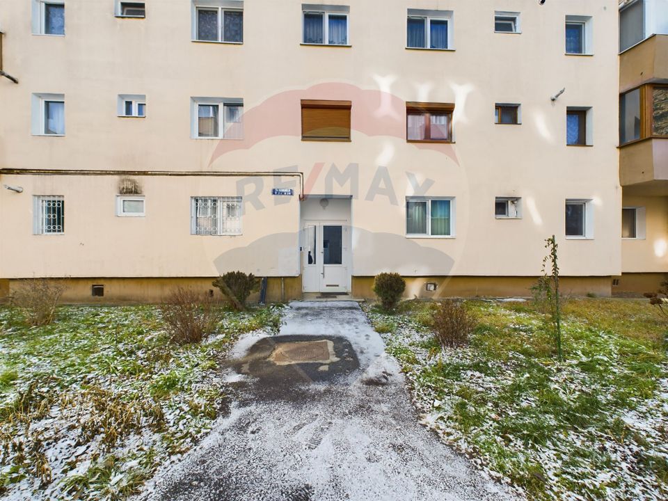 4 room Apartment for sale, Harmanului area