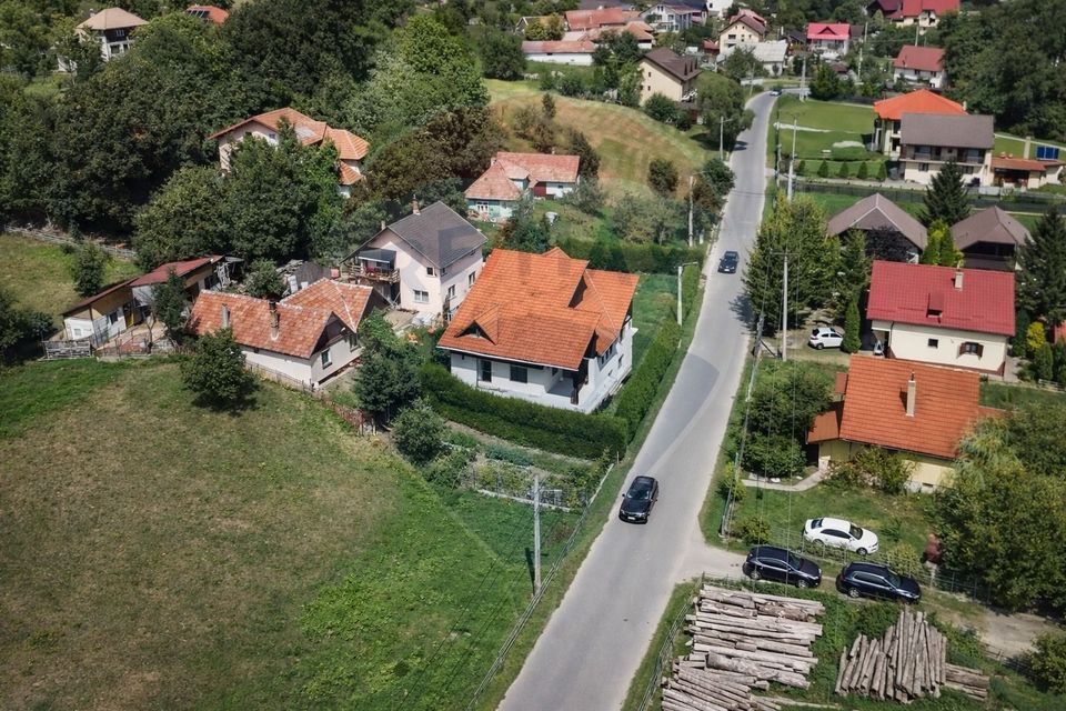 8 room House / Villa for sale