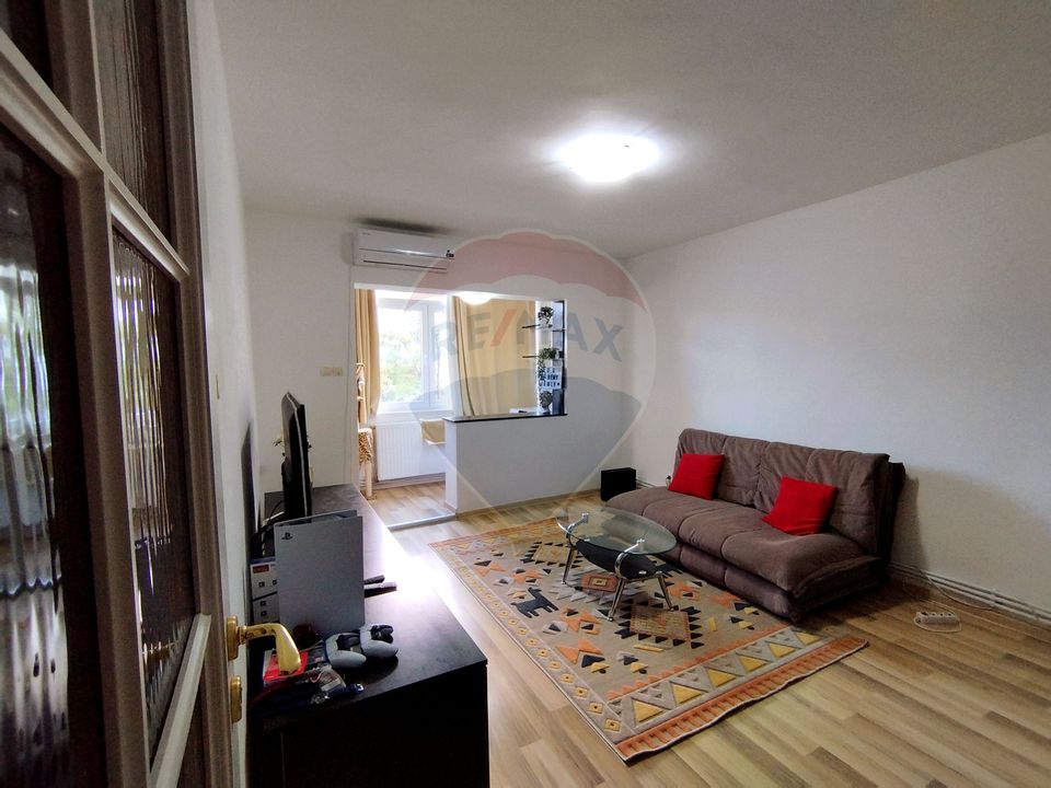 Apartament decomandat cu 4 camere, et 3, zona Narcisa