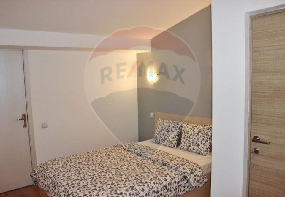 Hotel 29 camere de vânzare în zona P-ta Unirii