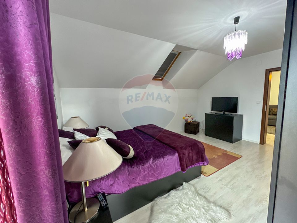 Vila de vanzare pe Str.Strugurilor/Terezian