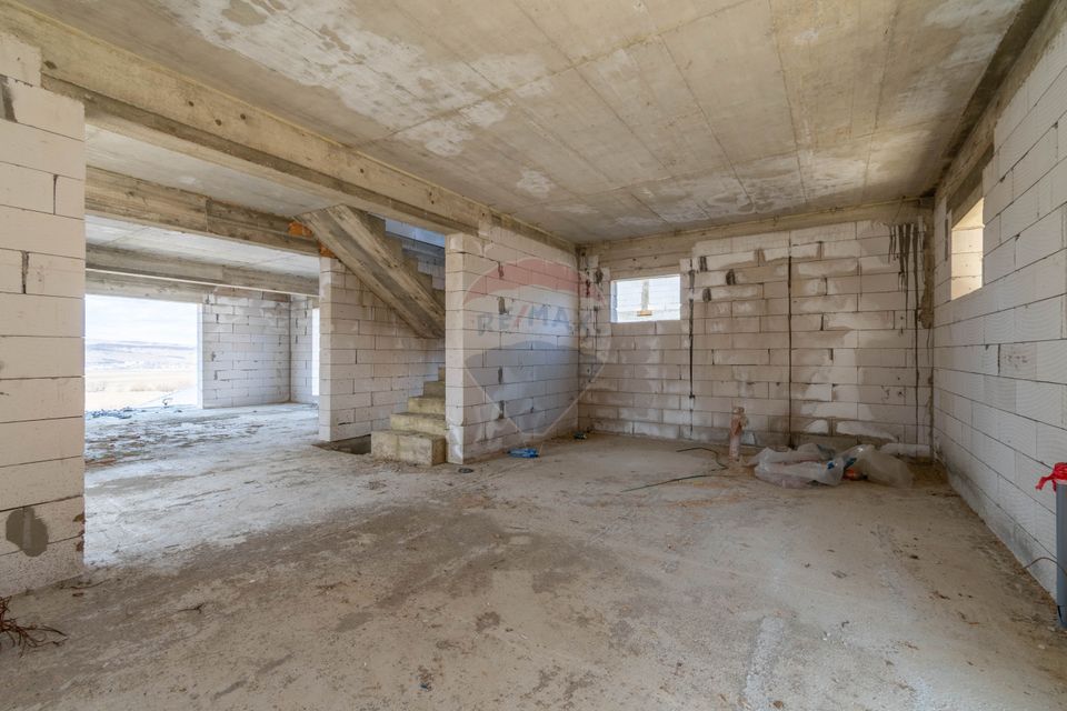 Casa Individuala de Vanzare – 4 Camere | Jucu de Sus