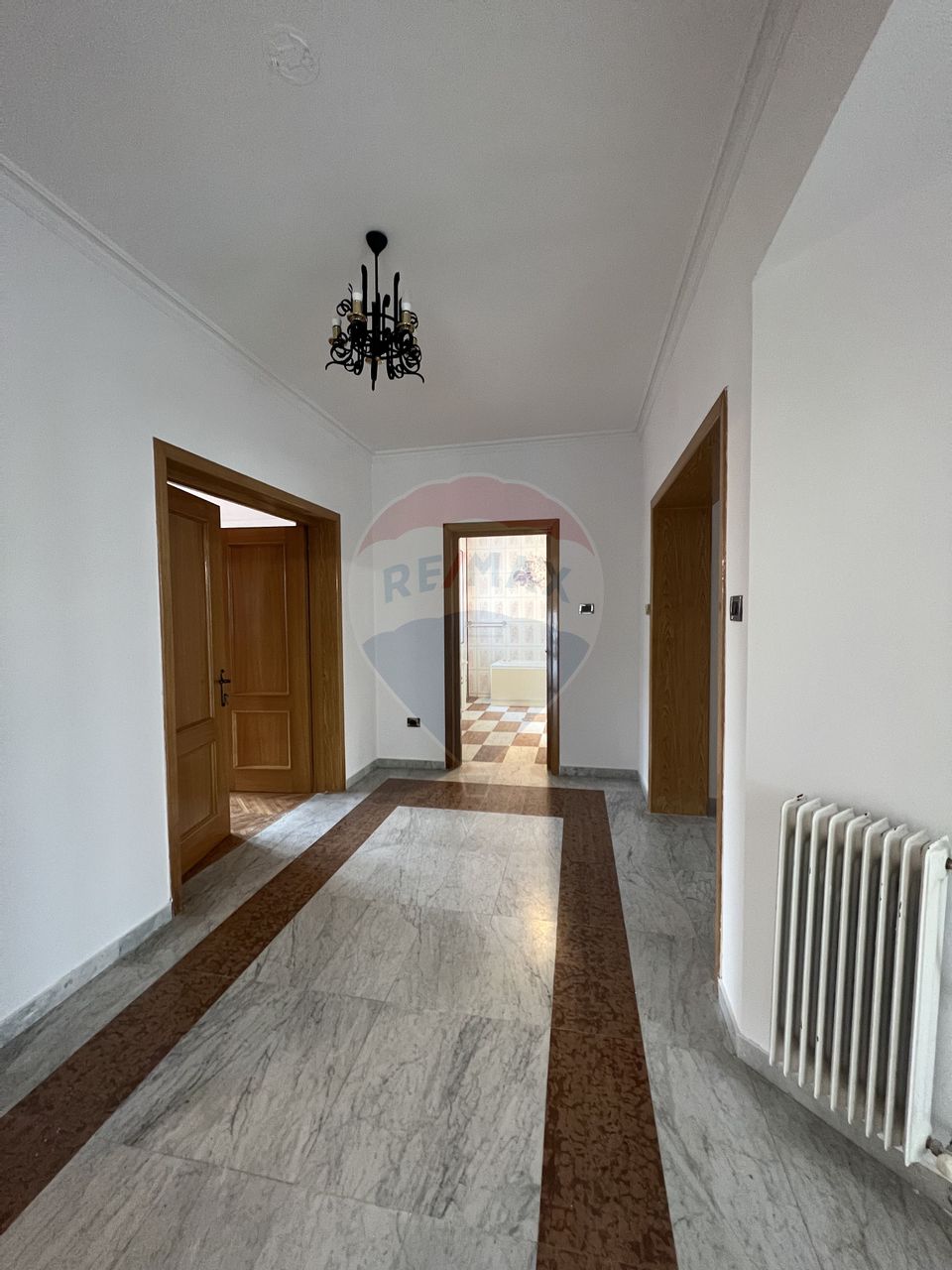 12 room House / Villa for rent, Cotroceni area