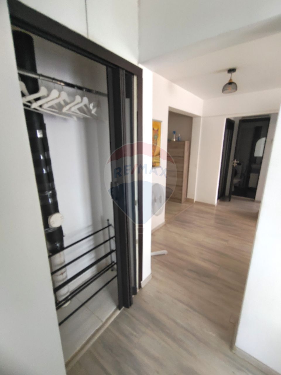 Apartament cu 4 camere de închiriat în zona 13 Septembrie - Rahova