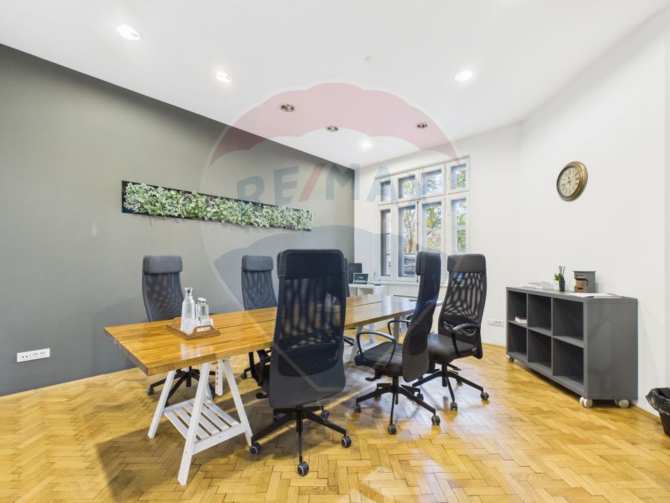 Vila interbelică cu personalitate