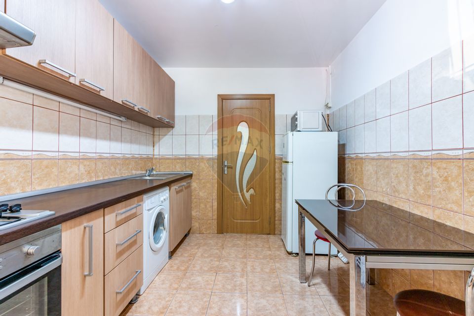 Apartament cu 2 camere de vânzare în zona Tei