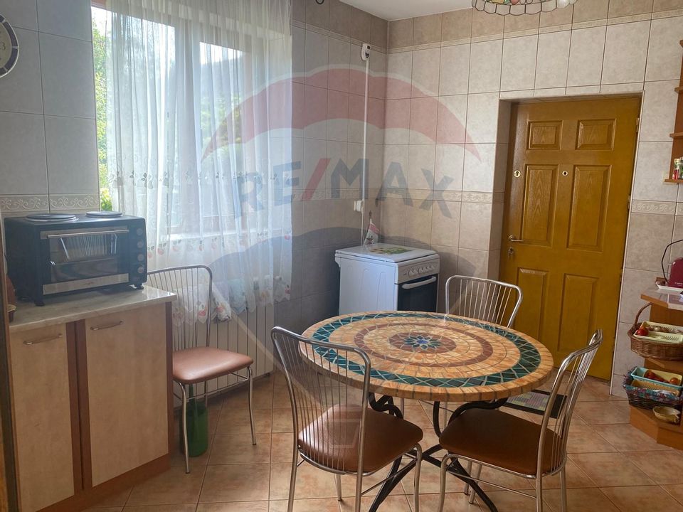 5 room House / Villa for sale, Central area