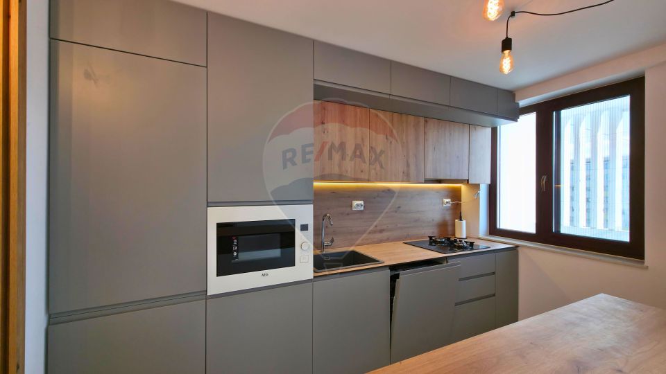 Vânzare 2 camere  în zona Lizeanu