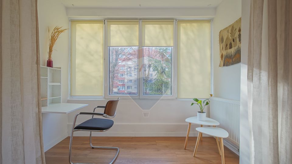 Apartament cu 3 camere de închiriat B-dul Victoriei