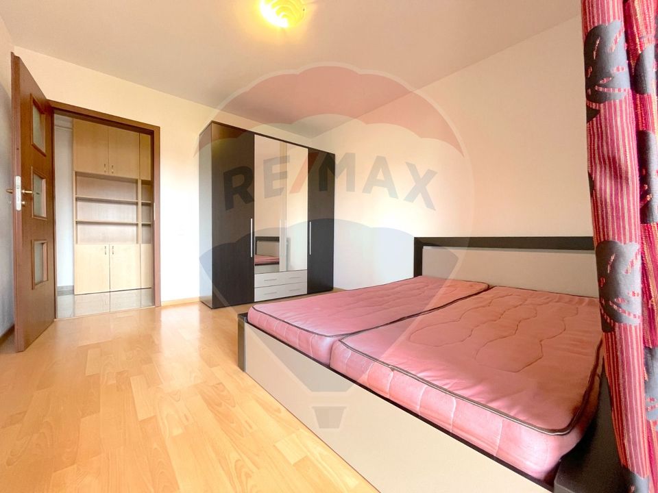 Apartament 2 camere 63 mp utili, zona Tractorul