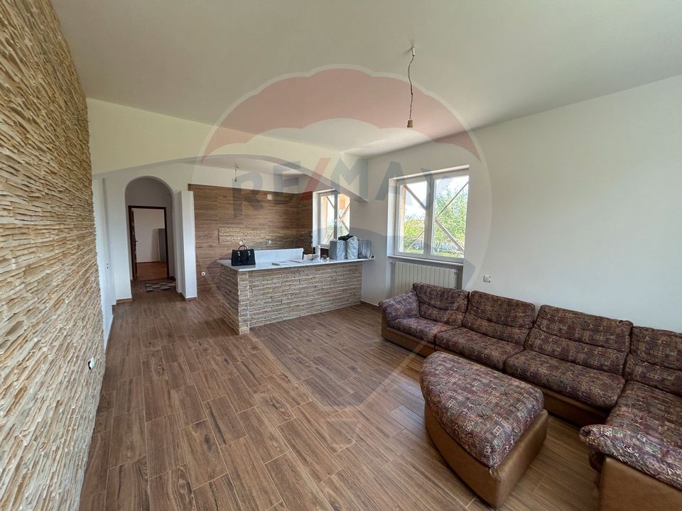 5 room House / Villa for sale