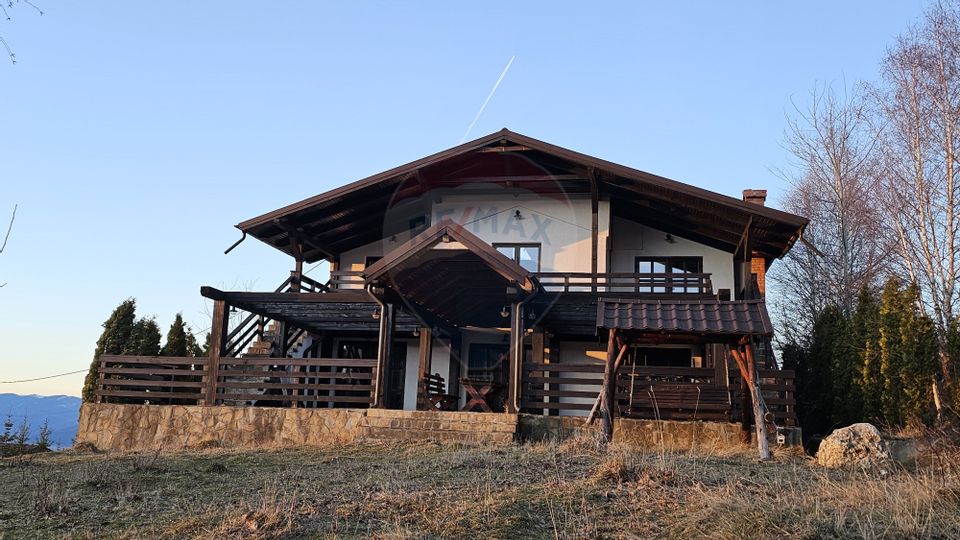 Trei Case de vacanță | Pensiune | Bran-Sohodol | 3044 mp teren